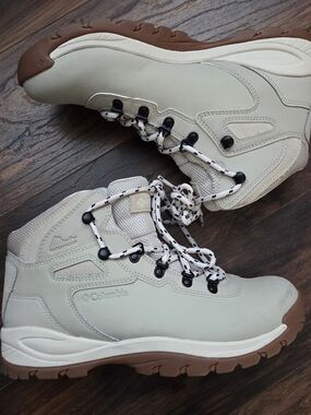 Columbia Cream and Brown Waterproof Hiking Boots